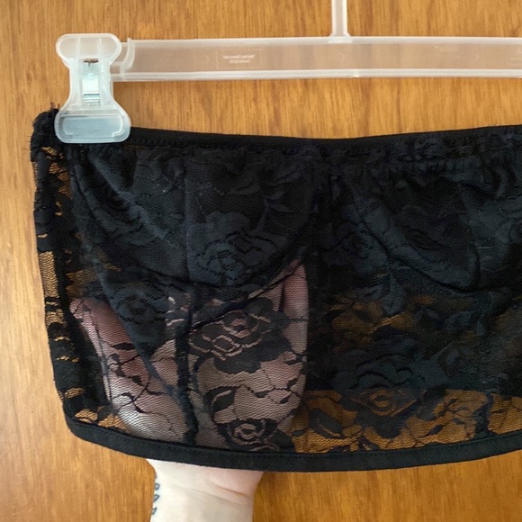 ROMWE Black Lace Floral Print 2-Piece Lingerie Set - Picture 6 of 9